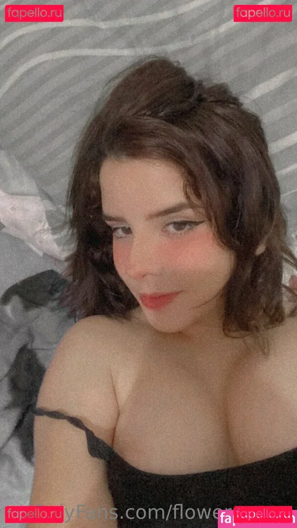 floweremma Onlyfans Photo Gallery 