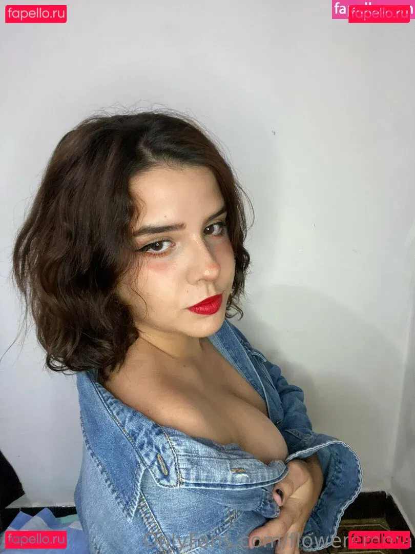 floweremma Onlyfans Photo Gallery 