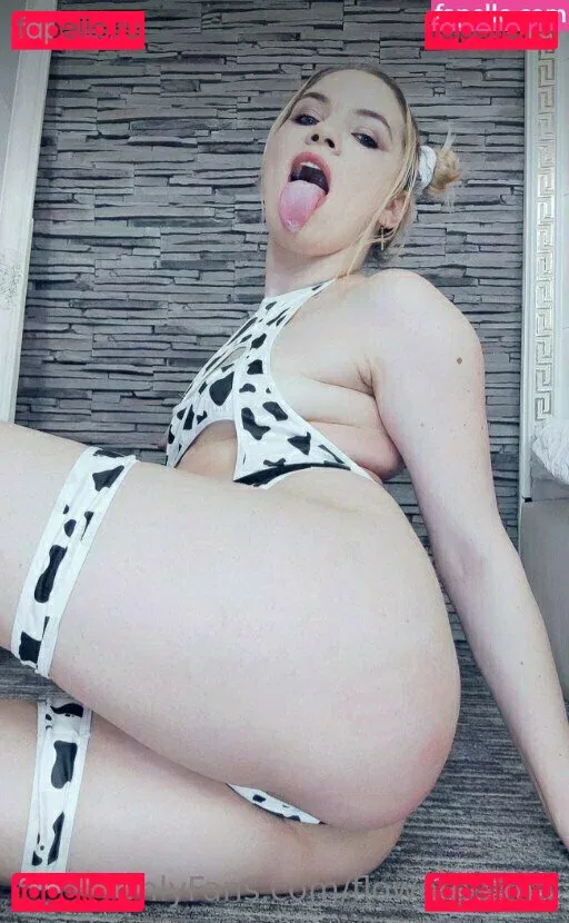 floweremma Onlyfans Photo Gallery 