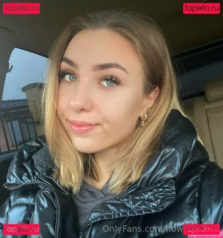 floweremma Onlyfans Photo Gallery 