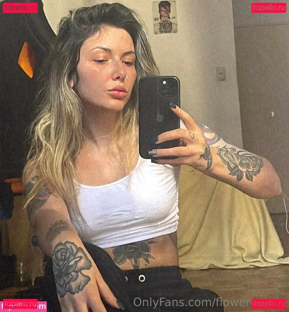floweremma Onlyfans Photo Gallery 