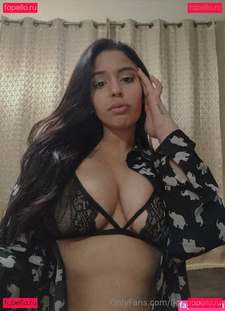 floweremma Onlyfans Photo Gallery 