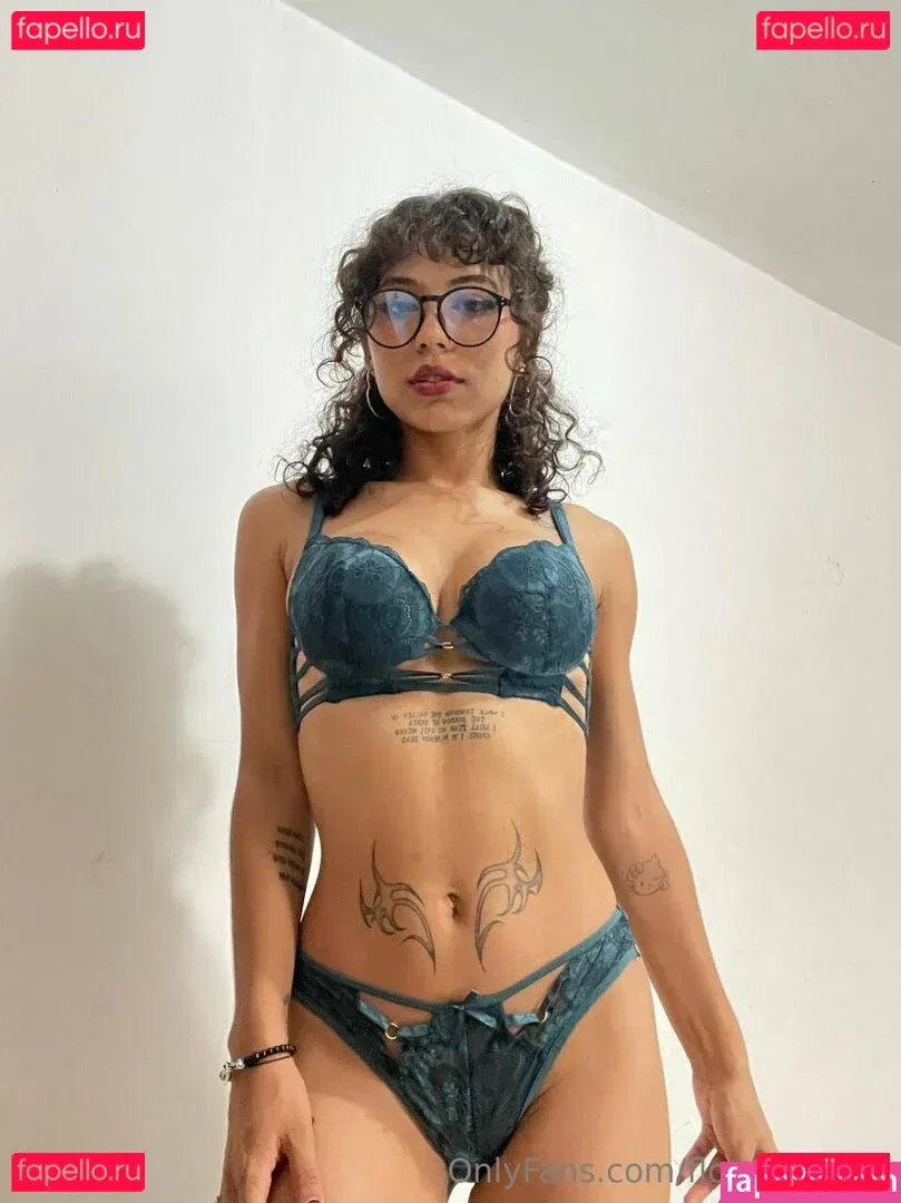 floweremma Onlyfans Photo Gallery 