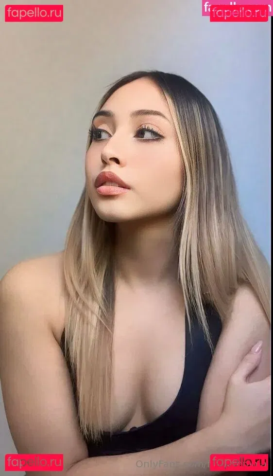 floweremma Onlyfans Photo Gallery 