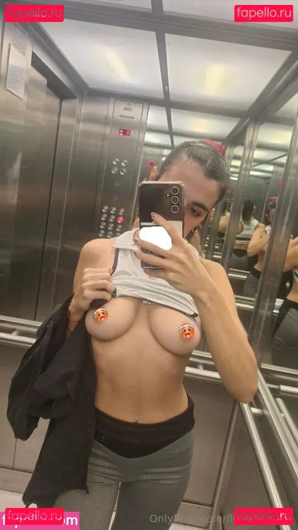 floweremma Onlyfans Photo Gallery 