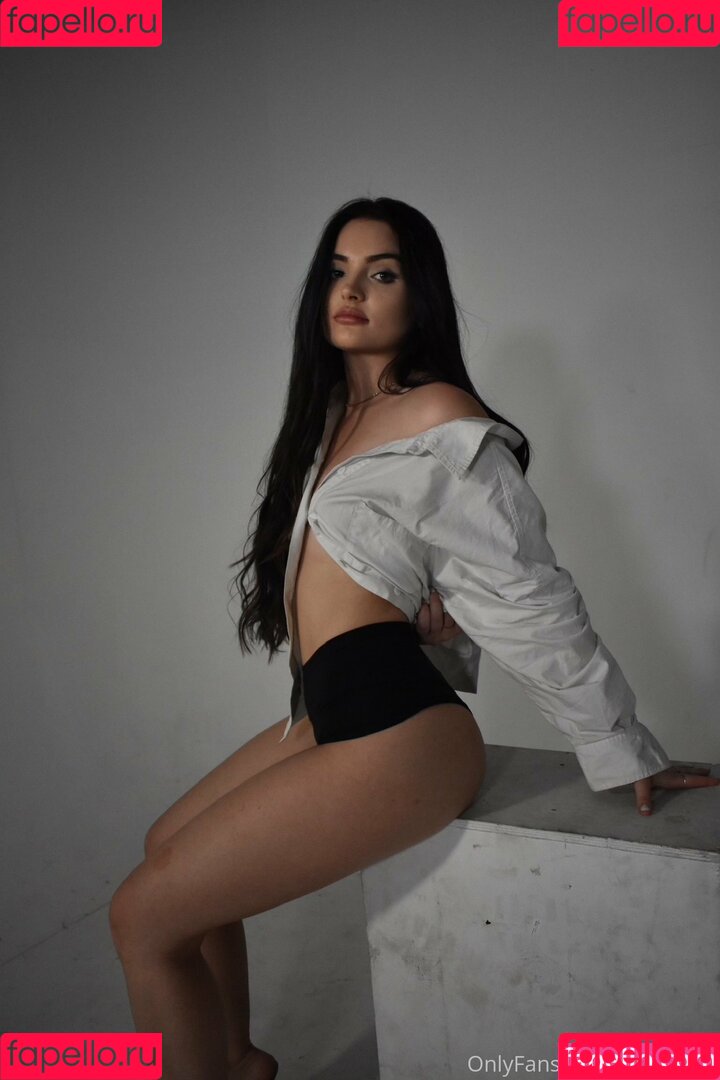 elliexlovely Onlyfans Photo Gallery 