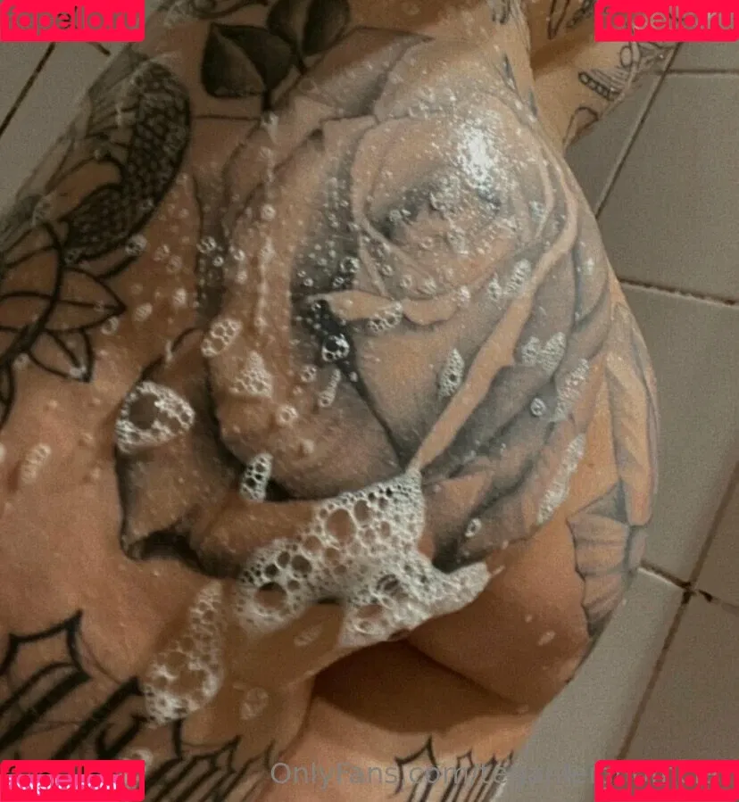 Teganleighofficial Onlyfans Photo Gallery 