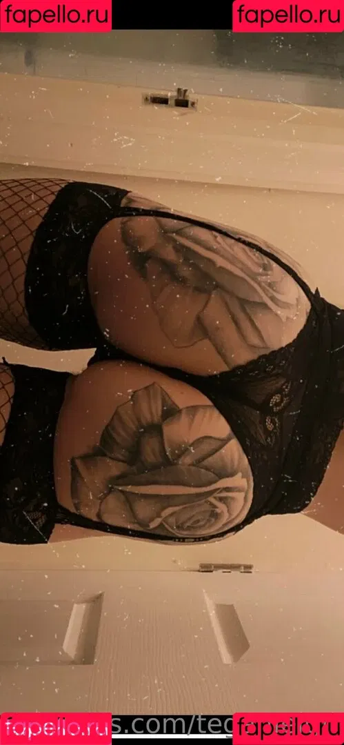 Teganleighofficial Onlyfans Photo Gallery 