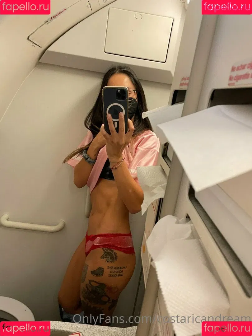 Costarican Trouble Onlyfans Photo Gallery 
