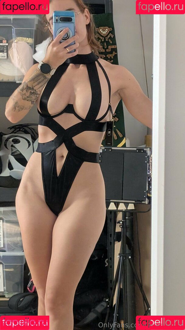 rerengacos Onlyfans Photo Gallery 