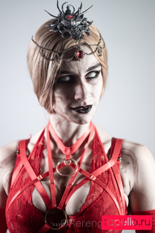 rerengacos Onlyfans Photo Gallery 