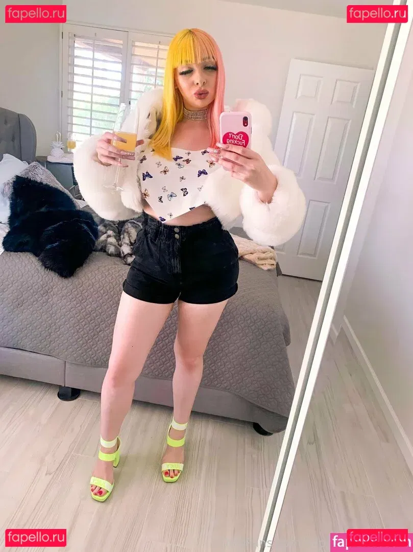 sapphiresummersofficial Onlyfans Photo Gallery 