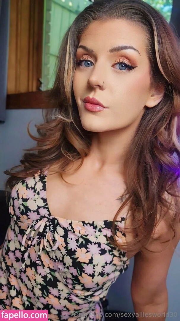 sexyalliesworld30 Onlyfans Photo Gallery 