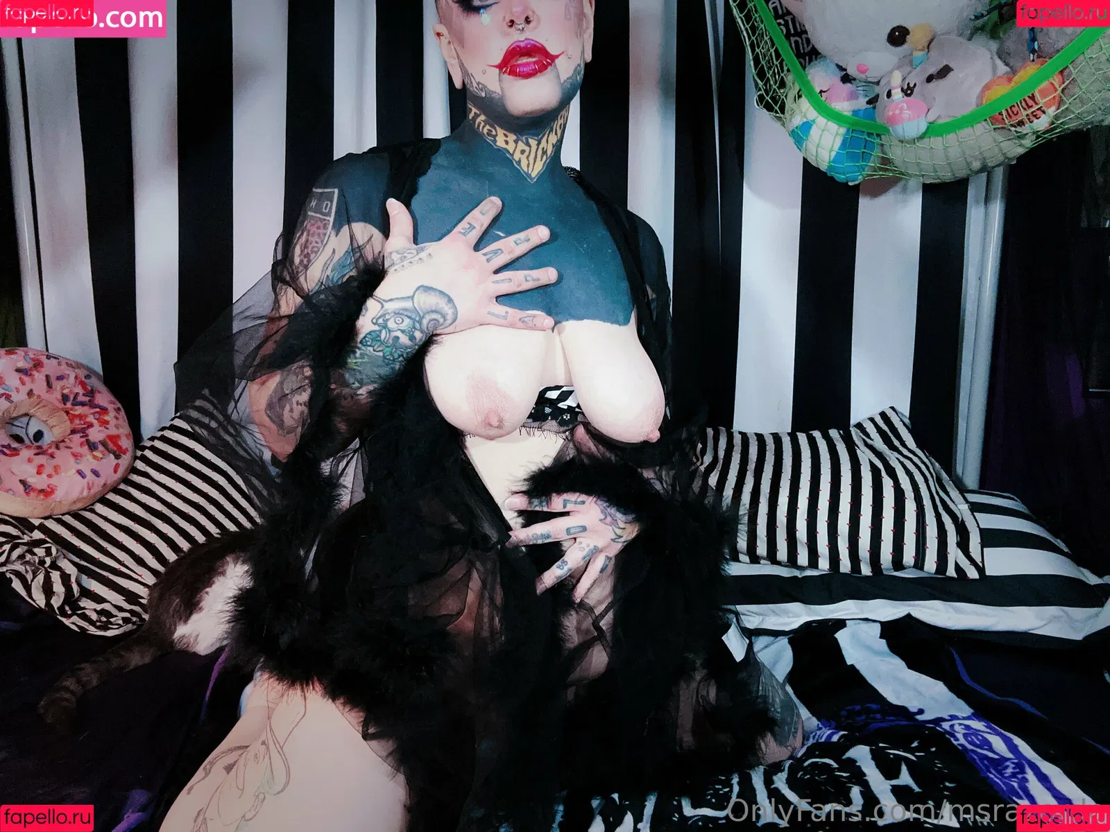 msrazorde Onlyfans Photo Gallery 