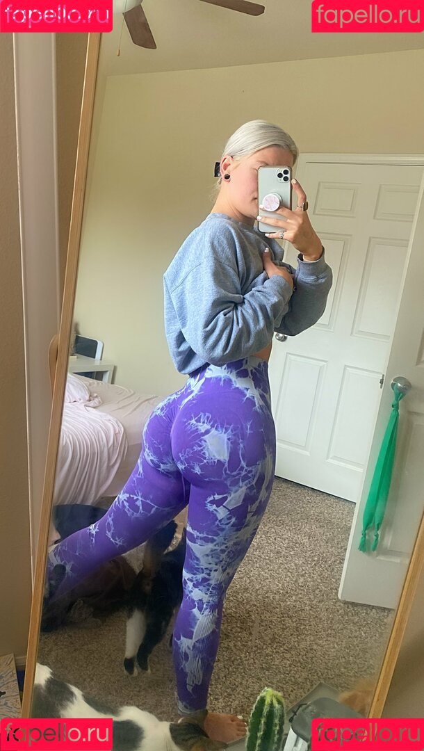 Lilveganslut_ Onlyfans Photo Gallery 
