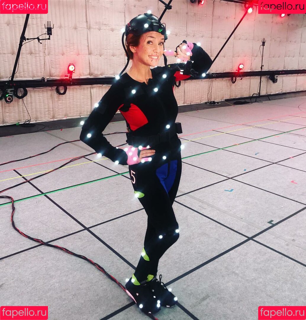 Annie Wersching Onlyfans Photo Gallery 