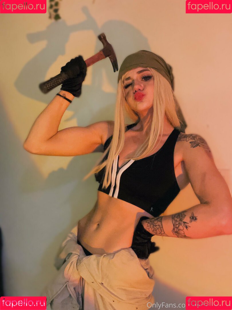 erinrileycos Nude Onlyfans Photo 15