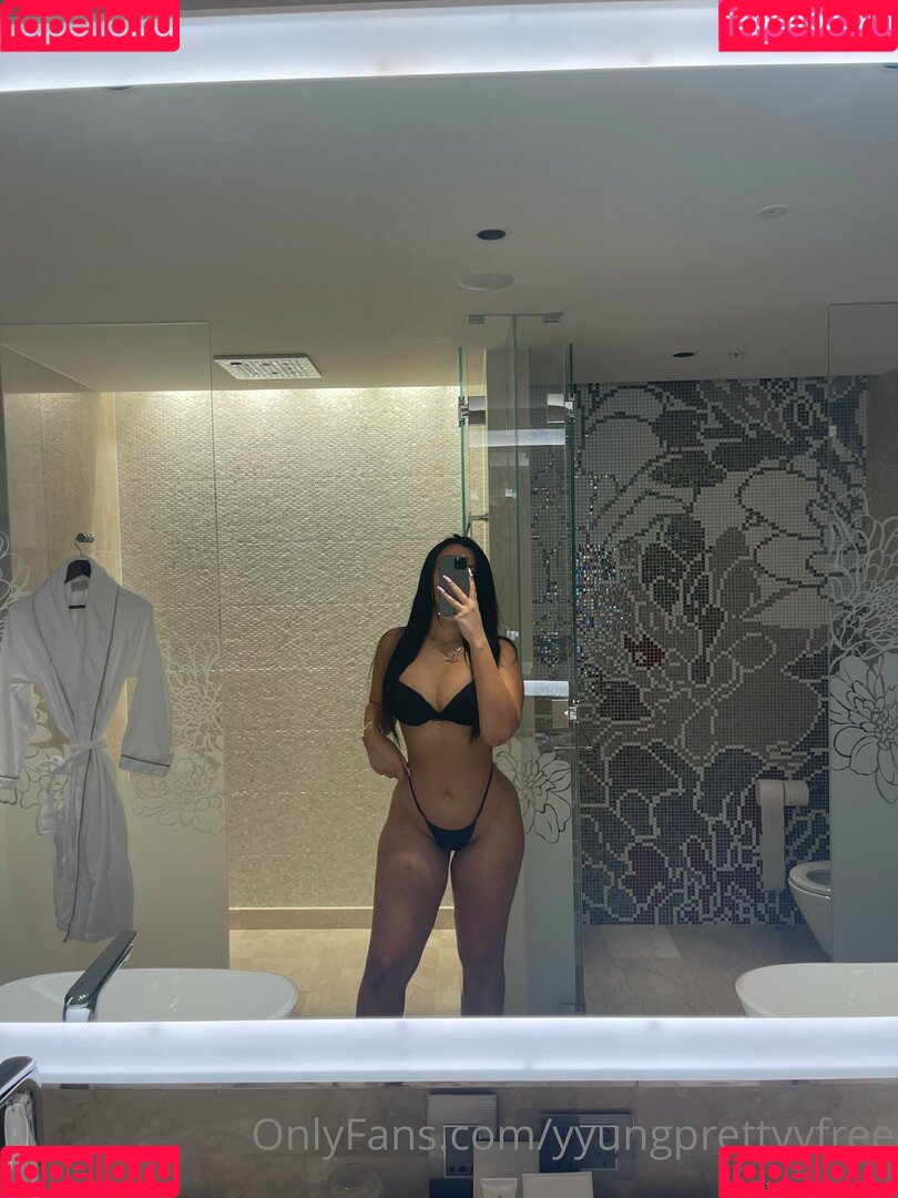 Katana Grey Onlyfans Photo Gallery 