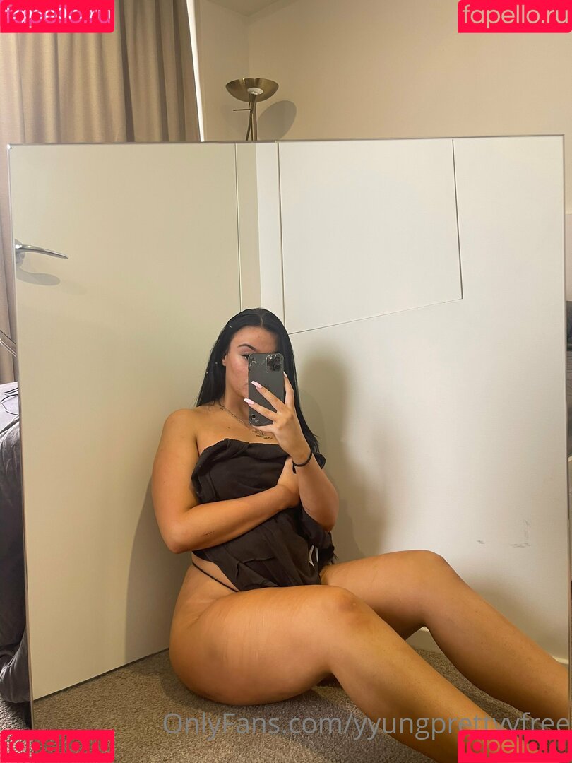 Katana Grey Onlyfans Photo Gallery 