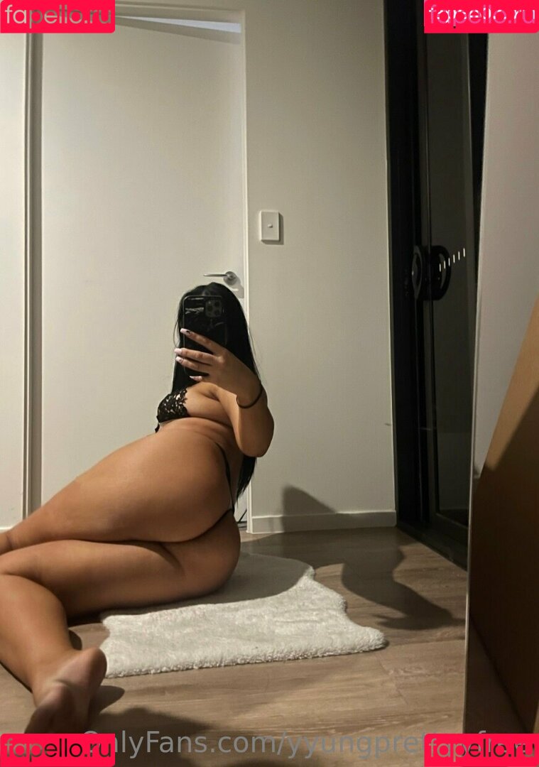 Katana Grey Onlyfans Photo Gallery 