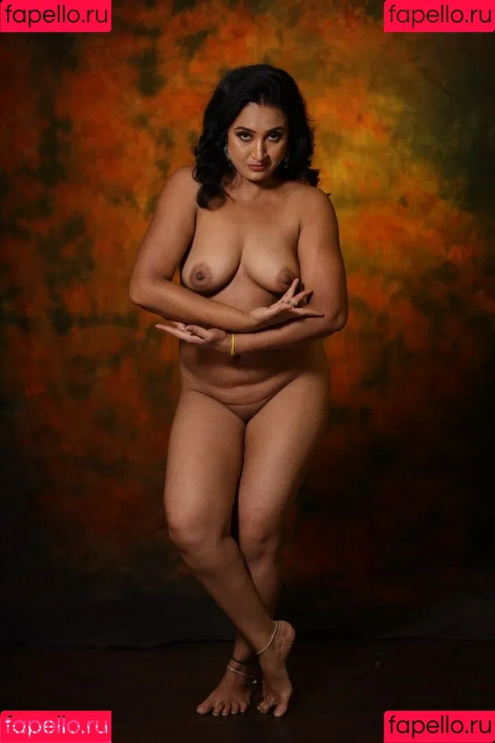 Mili Debnath Nude Onlyfans Photo Gallery 