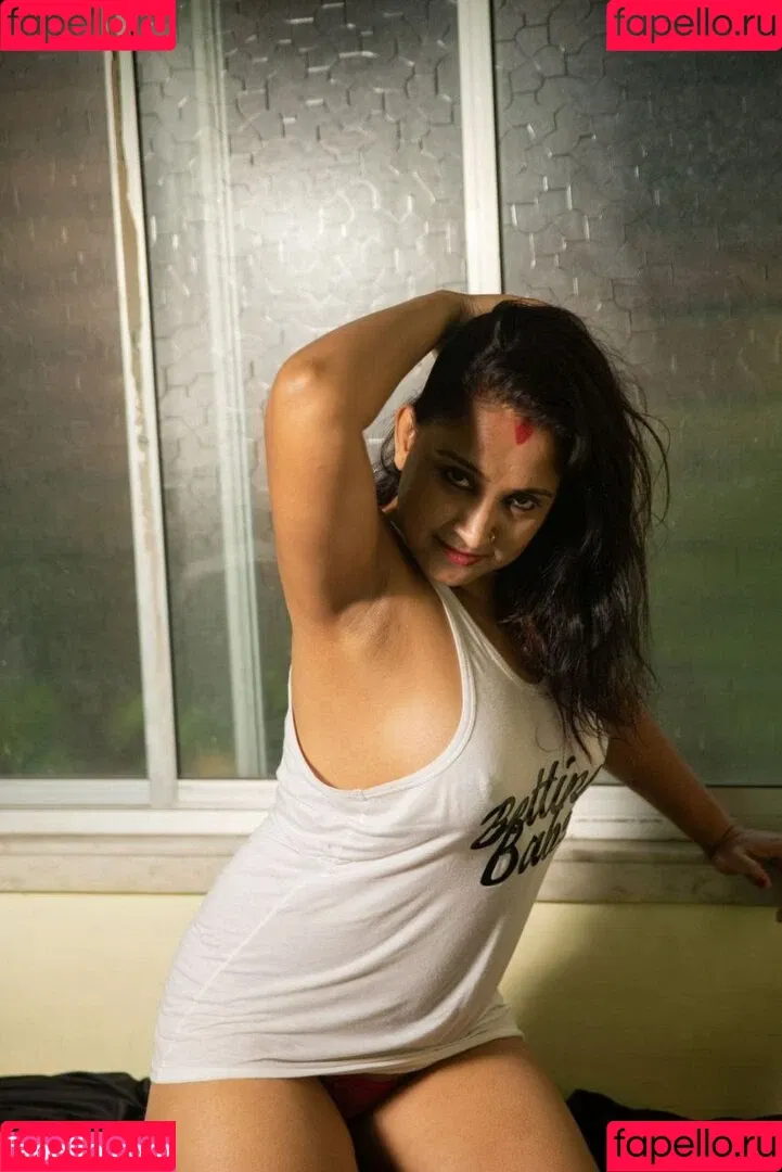 Mili Debnath Nude Onlyfans Photo Gallery 