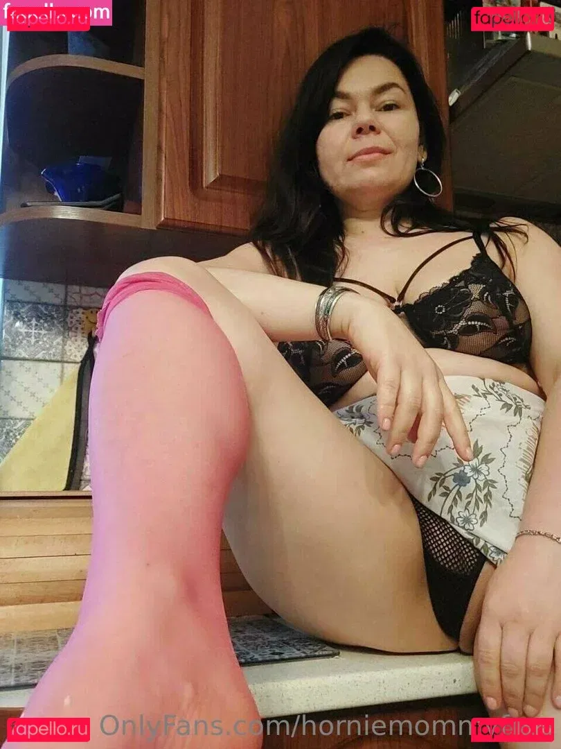 horniemommyfree Onlyfans Photo Gallery 