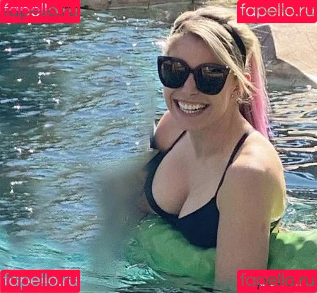 Alexa Bliss Onlyfans Photo Gallery 