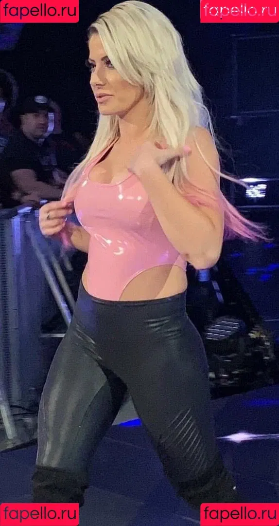 Alexa Bliss Onlyfans Photo Gallery 