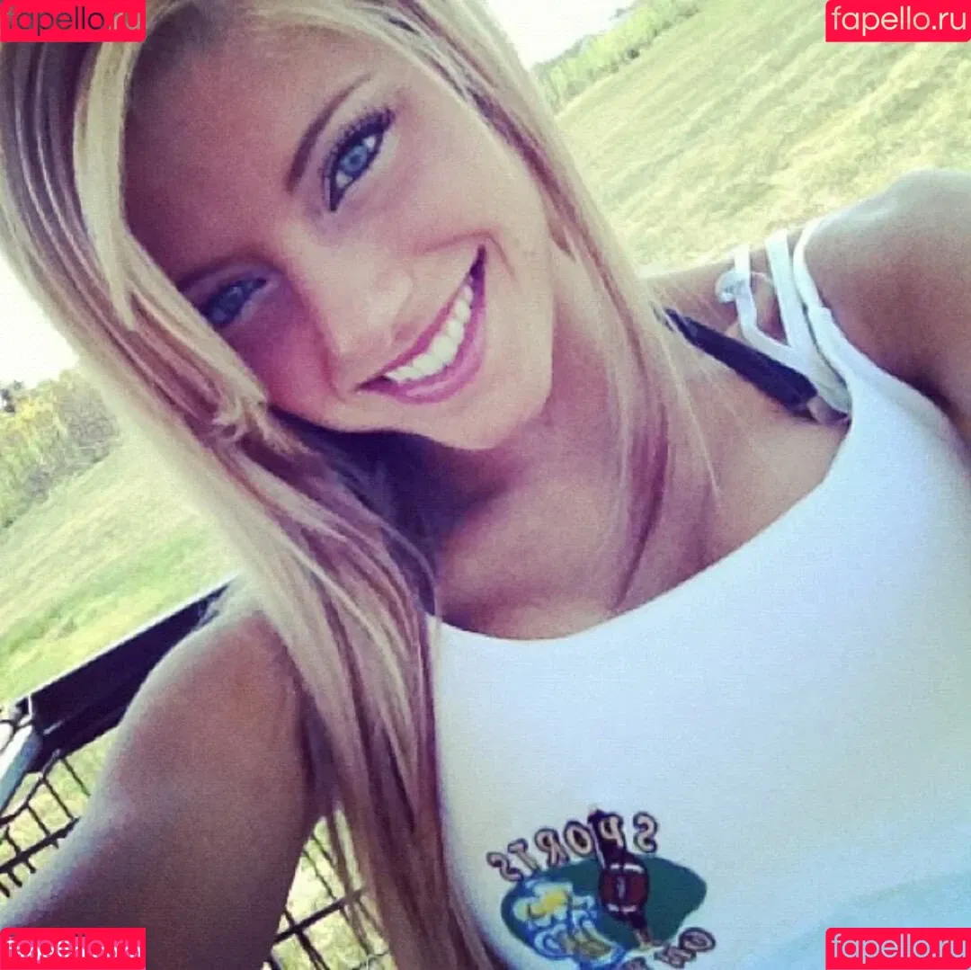 Alexa Bliss Onlyfans Photo Gallery 