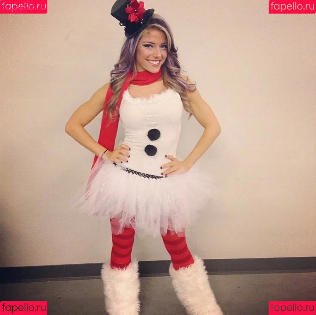Alexa Bliss Onlyfans Photo Gallery 