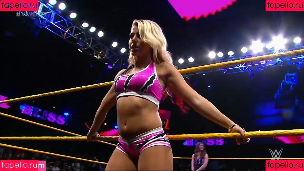 Alexa Bliss Onlyfans Photo Gallery 