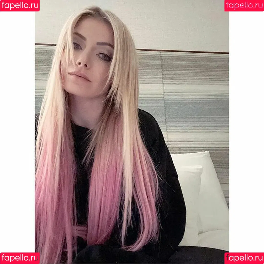 Alexa Bliss Onlyfans Photo Gallery 