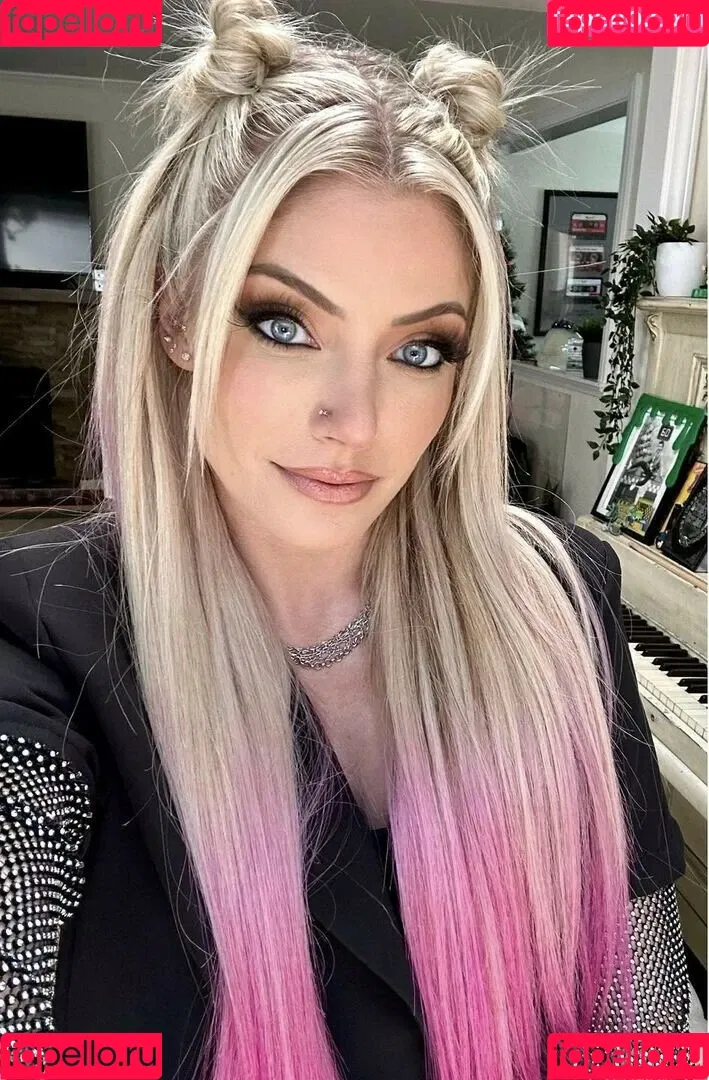 Alexa Bliss Onlyfans Photo Gallery 