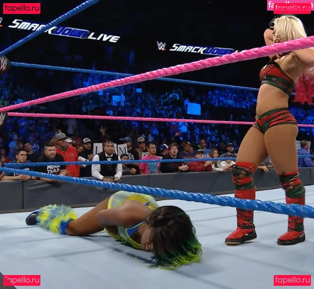 Alexa Bliss Onlyfans Photo Gallery 