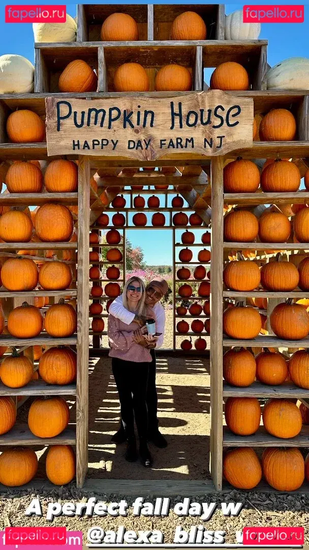 Alexa Bliss Onlyfans Photo Gallery 