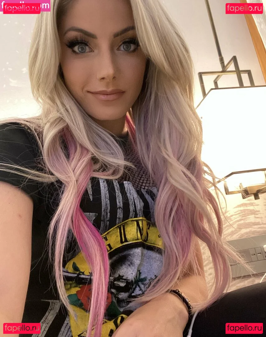 Alexa Bliss Onlyfans Photo Gallery 
