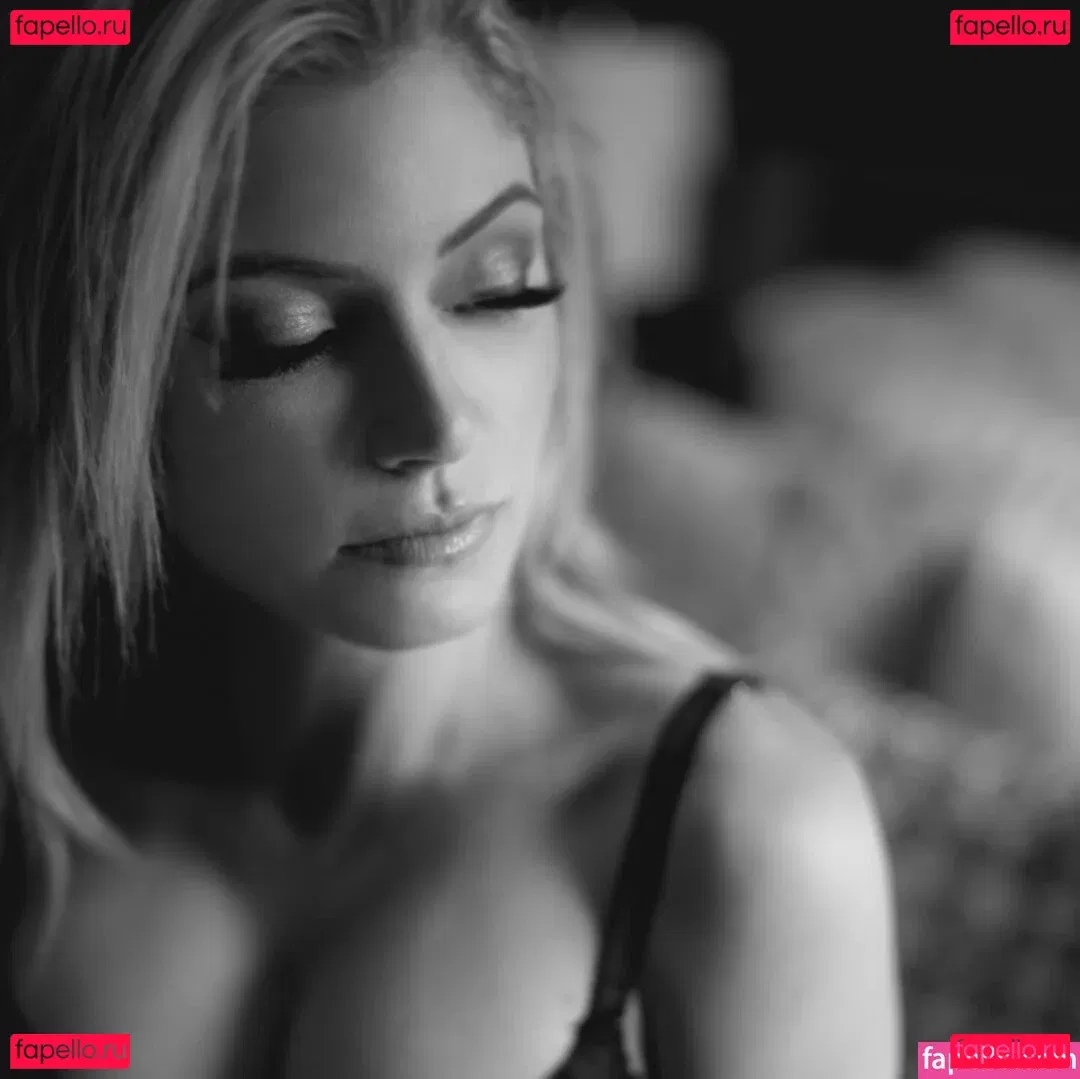 Alexa Bliss Onlyfans Photo Gallery 