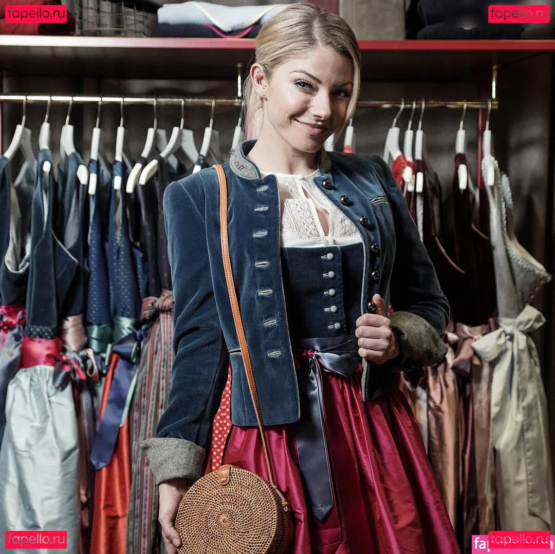 Alexa Bliss Onlyfans Photo Gallery 