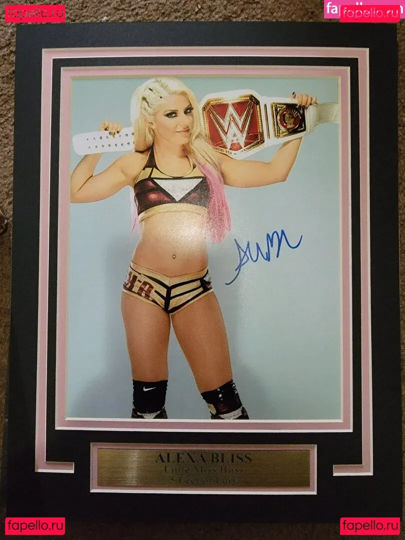 Alexa Bliss Onlyfans Photo Gallery 
