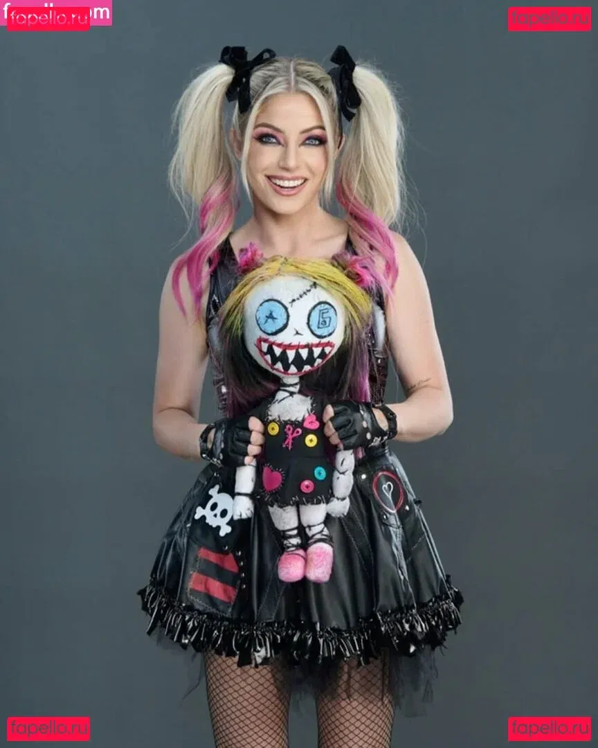 Alexa Bliss Onlyfans Photo Gallery 