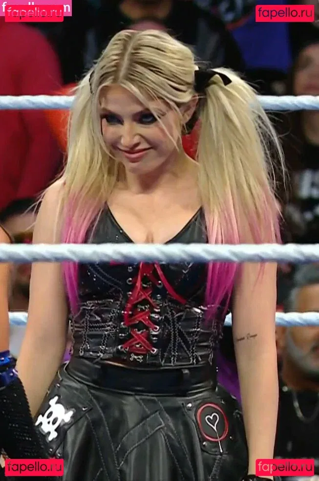Alexa Bliss Onlyfans Photo Gallery 