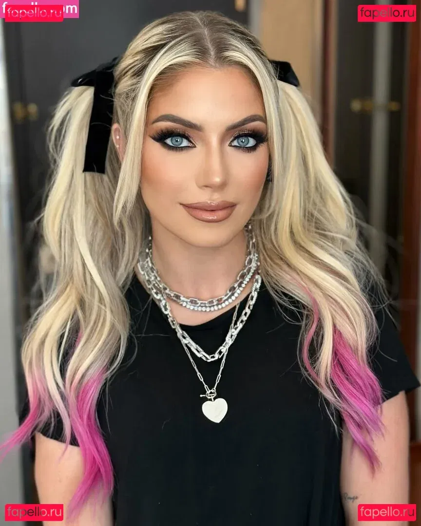 Alexa Bliss Onlyfans Photo Gallery 