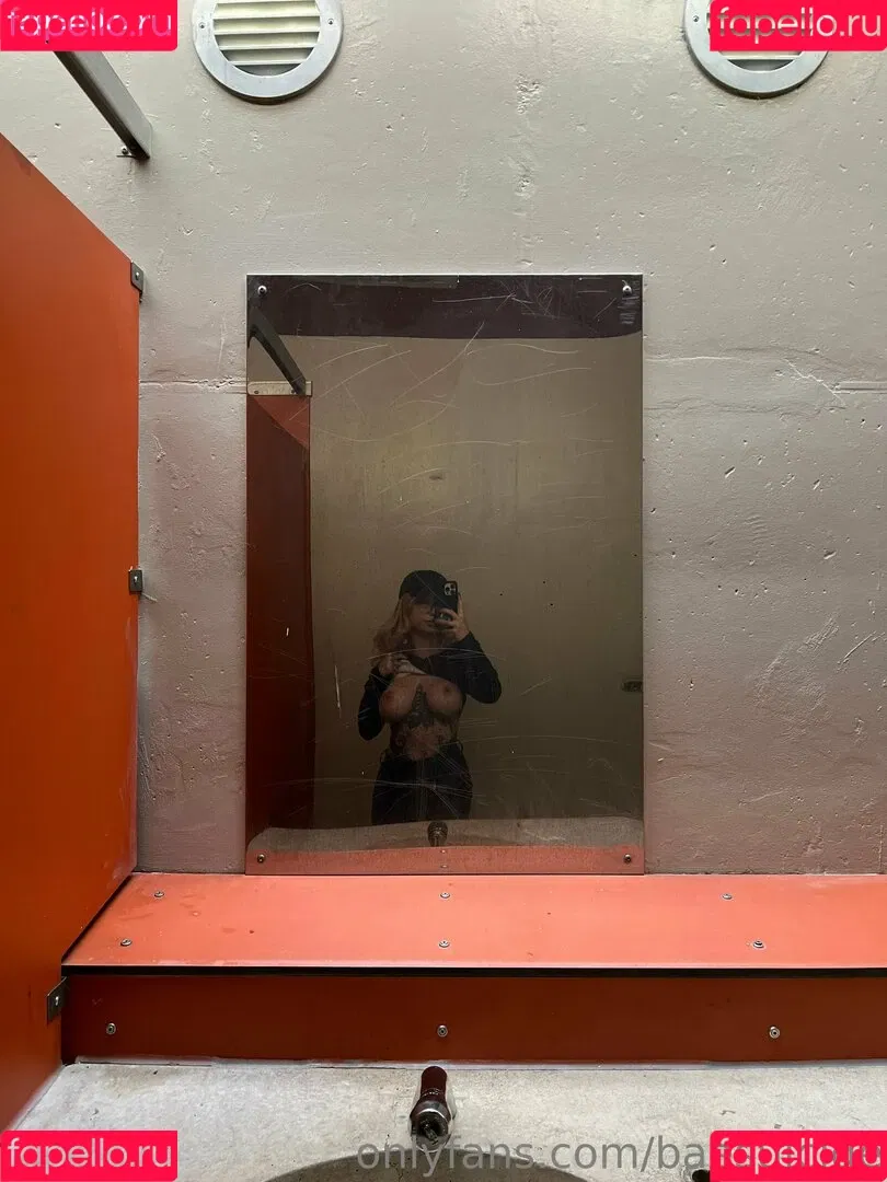 baesuicide Onlyfans Photo Gallery 