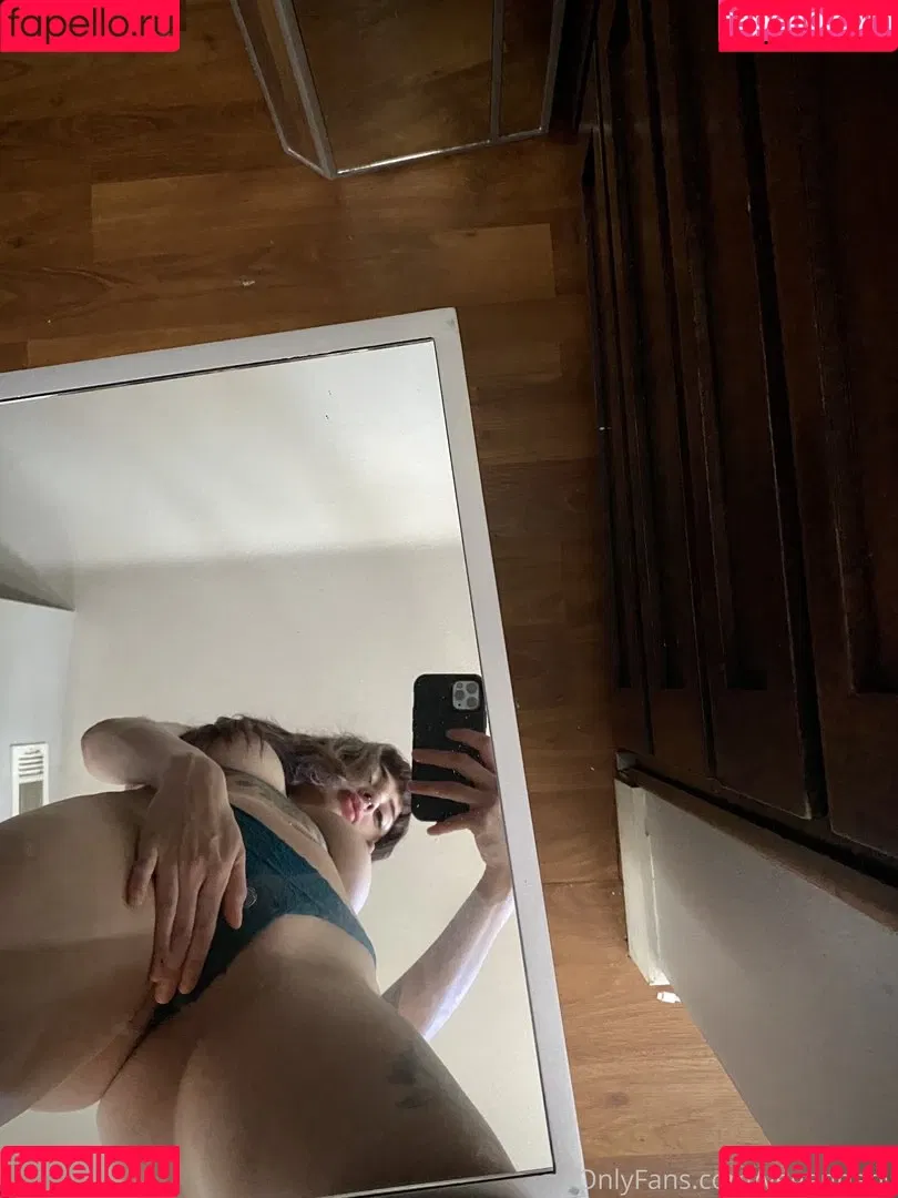 veganbaby Onlyfans Photo Gallery 