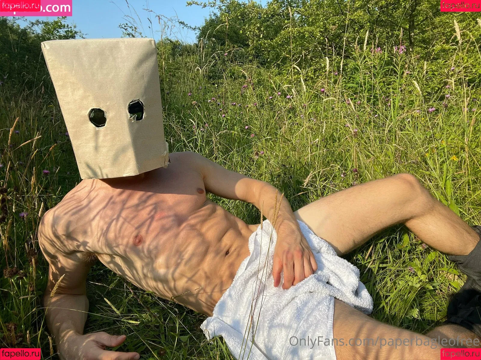 paperbagfree Onlyfans Photo Gallery 