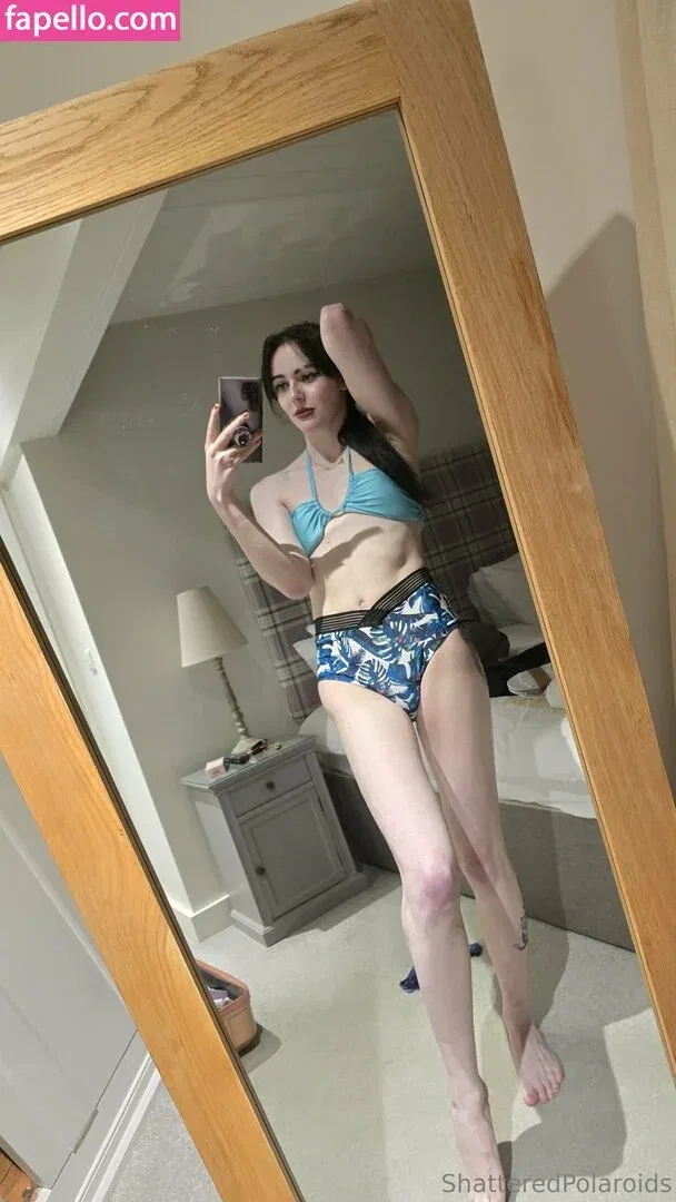 shatteredpolaroids Onlyfans Photo Gallery 