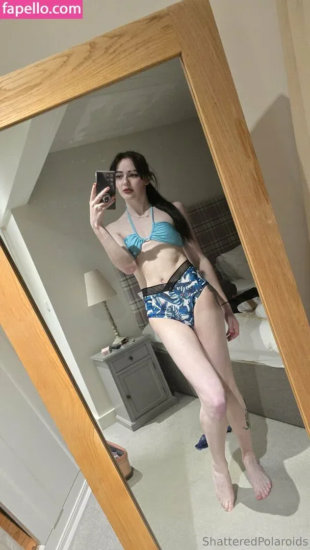 shatteredpolaroids Onlyfans Photo Gallery 