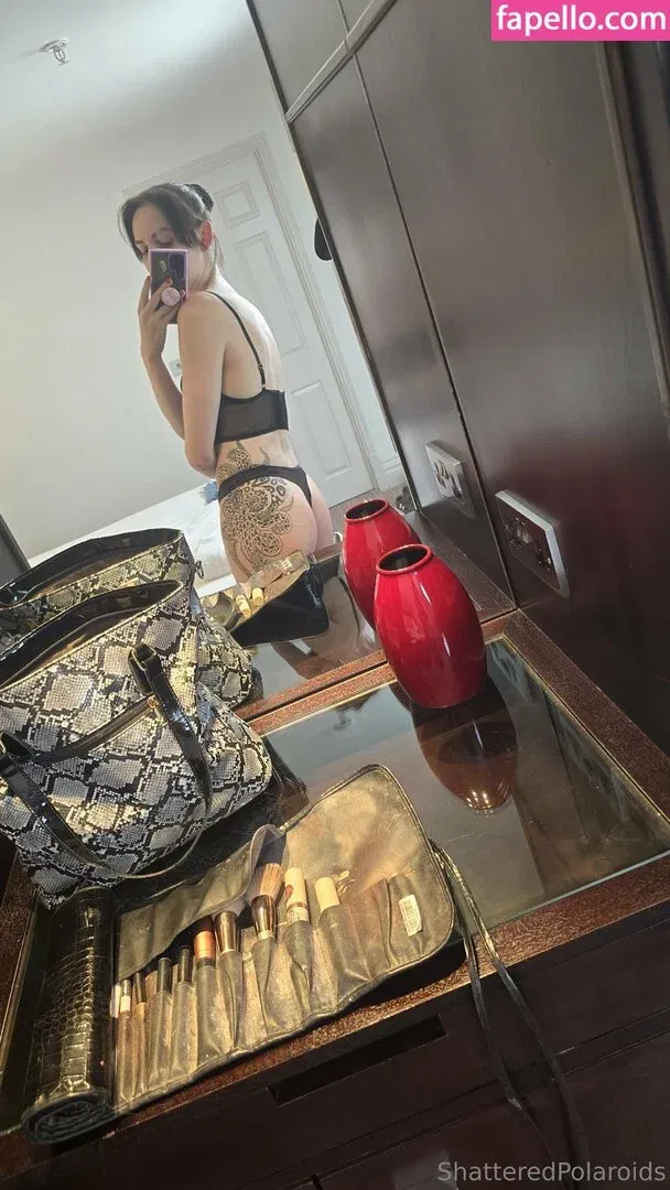 shatteredpolaroids Onlyfans Photo Gallery 