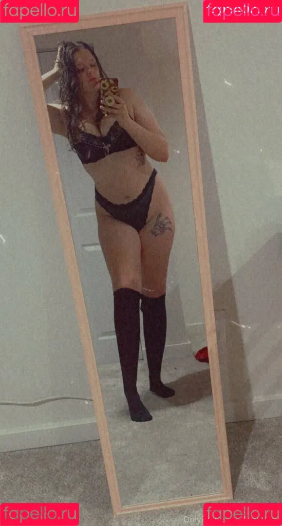 r0sebuddy Onlyfans Photo Gallery 